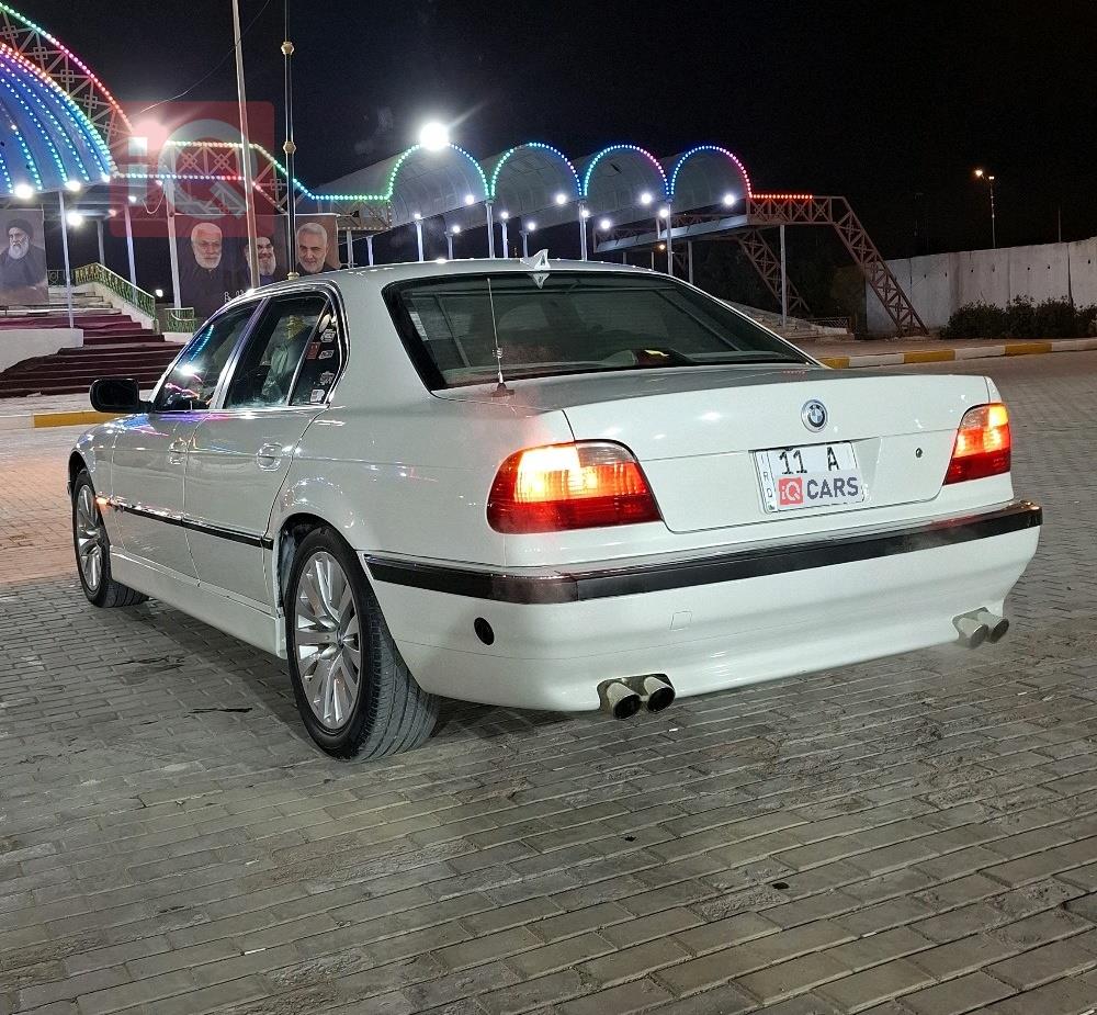 بي ام دبليو الفئة 7